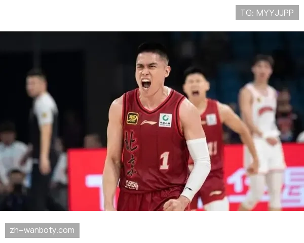 北京男篮签赵睿解放陈盈骏 多方面提升球队战力